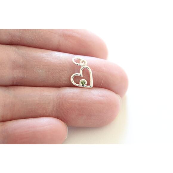 Sterling Silver Birthstone Heart August Peridot Green Crystal Gem Charm - Picture 1 of 8